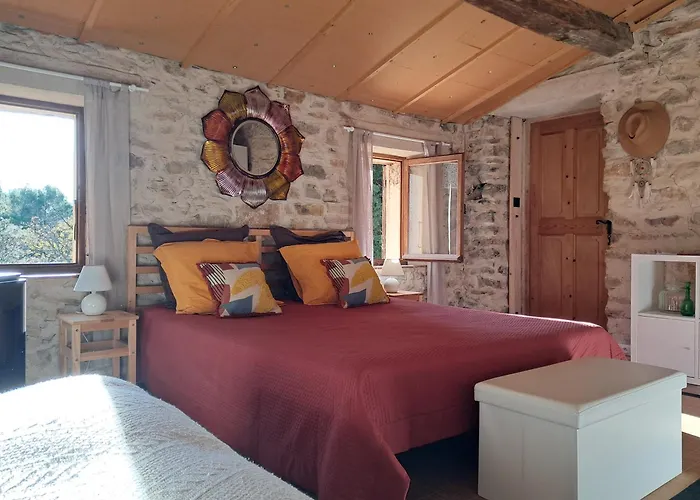 Bastidon Provencal Off-Grid